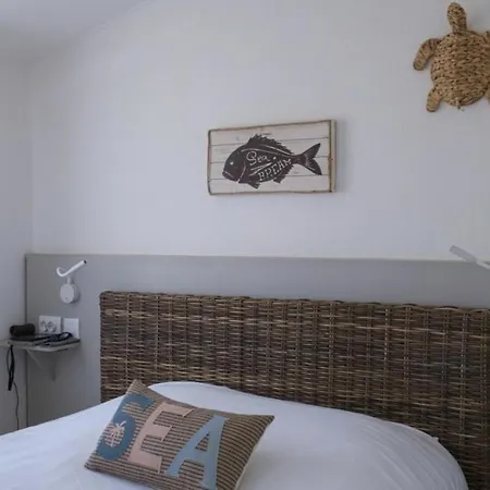 Provencale 3* 克罗斯港