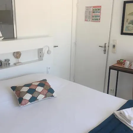 Nocleg ze śniadaniem Provencale 3*